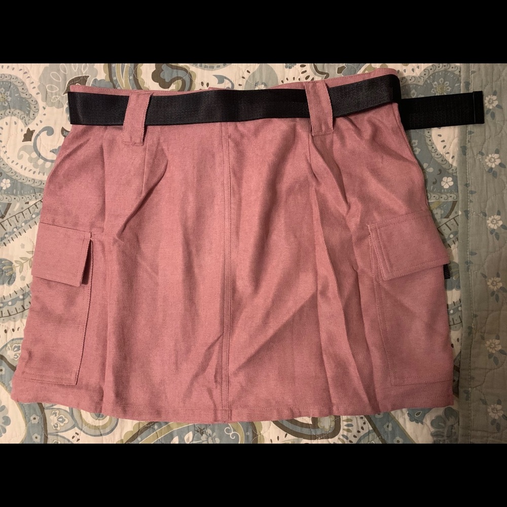 Mini skirt - Picture 3 of 3